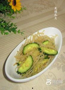 奶龙吃瓜,一场奇幻的美食冒险之旅